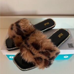 Leopard Print slides new size 7